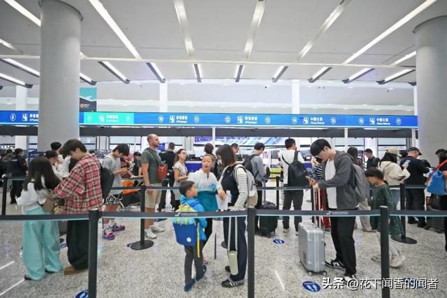 多地机票大跳水！价格低至"2"字头，比动车还便宜 杭州人快"捡漏"