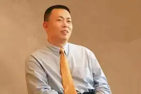 段永平，悄悄打理1000亿图片