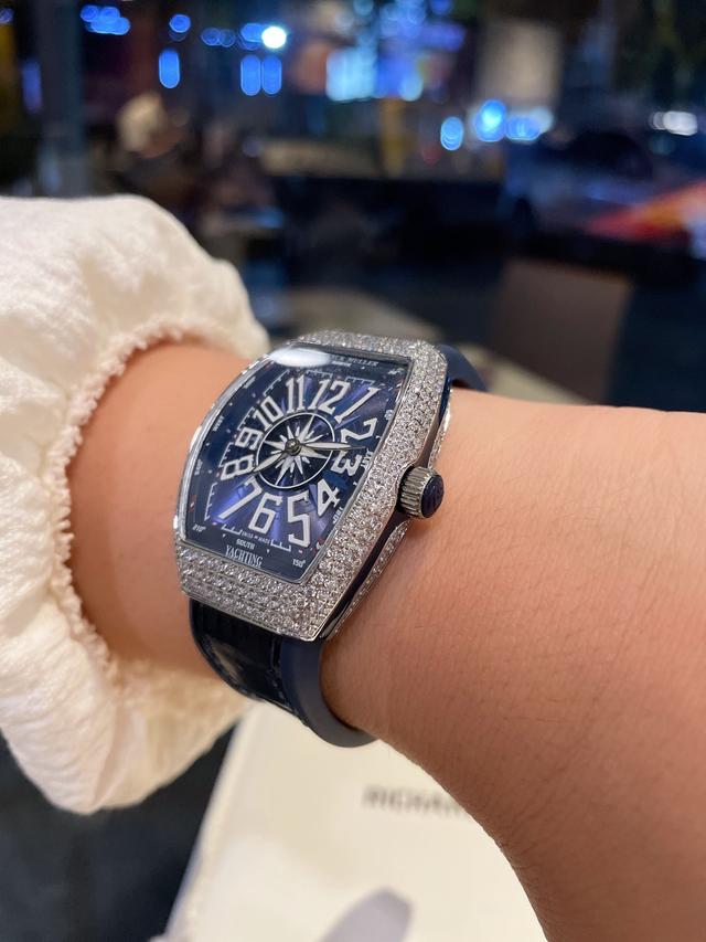 ���ã�������������ۼ�2600Ԫ���ˣ��Ա�ԭװ��࣬�޷�����