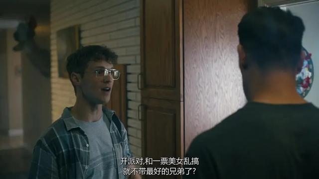 因尺度太大引发争议，这5部R级超英剧建议收藏