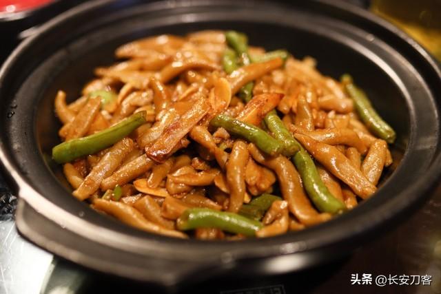 从西安出发，来到“草原天路”这里宛若天境，比网上描述的更美