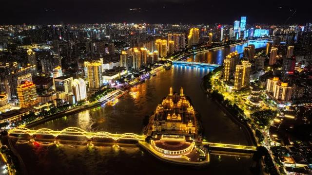 请回答，编号“7145”！一个人和一座城的240周年印记！