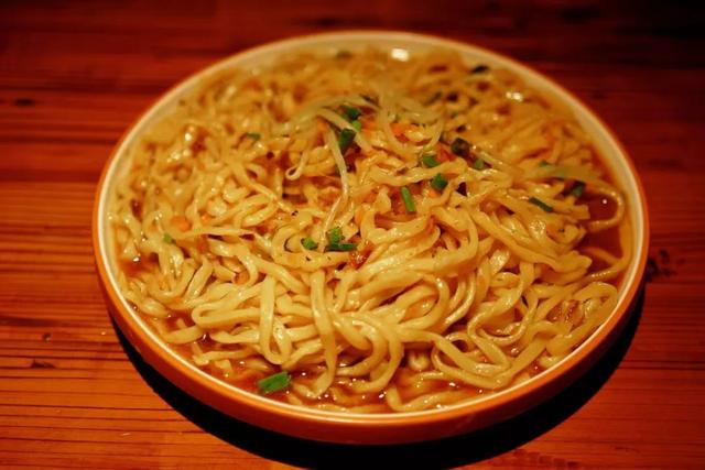 中国首个美食地标城市！300多种小吃，带上1TB的胃才能吃嗨