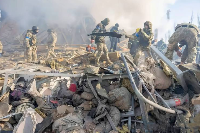 出大事了，美军突然遇袭；俄罗斯发起斩首行动；日本机毁人亡