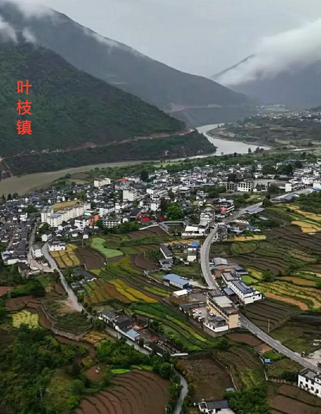德钦县城即将整体搬迁，维西划出两个乡镇，未来将成为德钦新县城