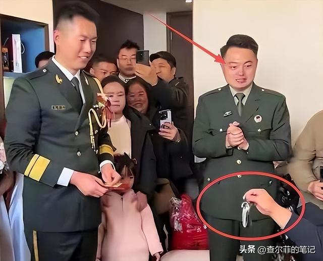 最帅升旗手张自轩大婚不到24小时	，荒唐一幕出现，新娘受无妄之灾