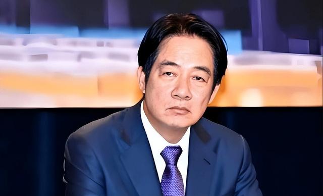 特朗普还未登机访华，大批美国坦克将运往台岛，解放军动作更大
