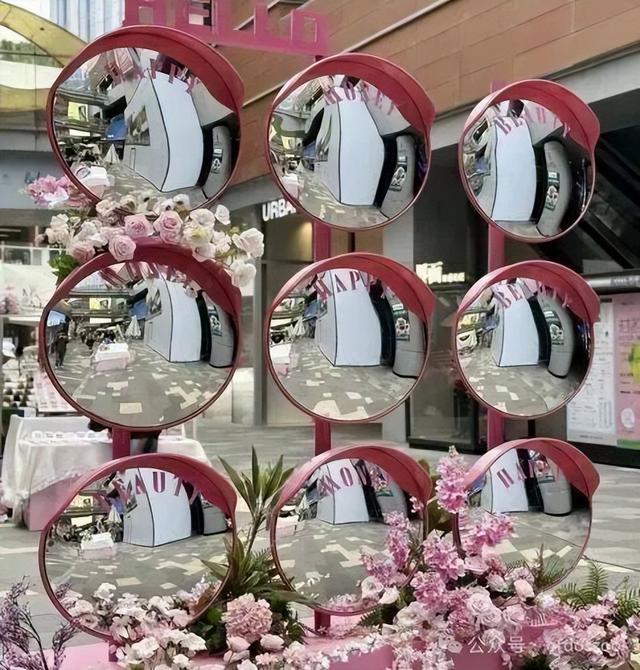 3月8日，鄂尔多斯送给所有女生的情书：免门票，请你来看白鲸！