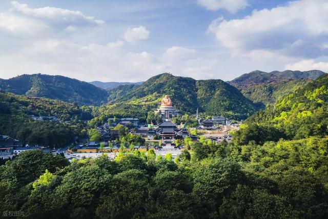被严重低估的清净地！浙江还藏着一座冷门奇山，人少景仙，超好玩