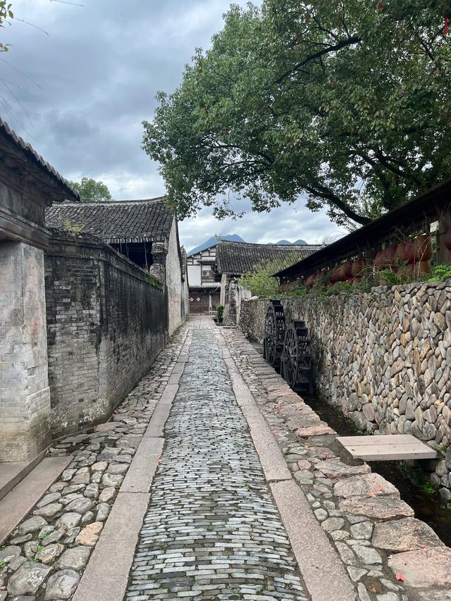 退休夫妻自驾温州永康之苍坡古镇、石桅岩、芙蓉古镇、丽水街