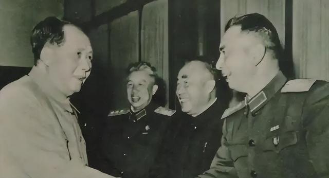 李承晚拒绝停战，彭德怀问毛主席意见，主席急问：杨勇兵团到哪了