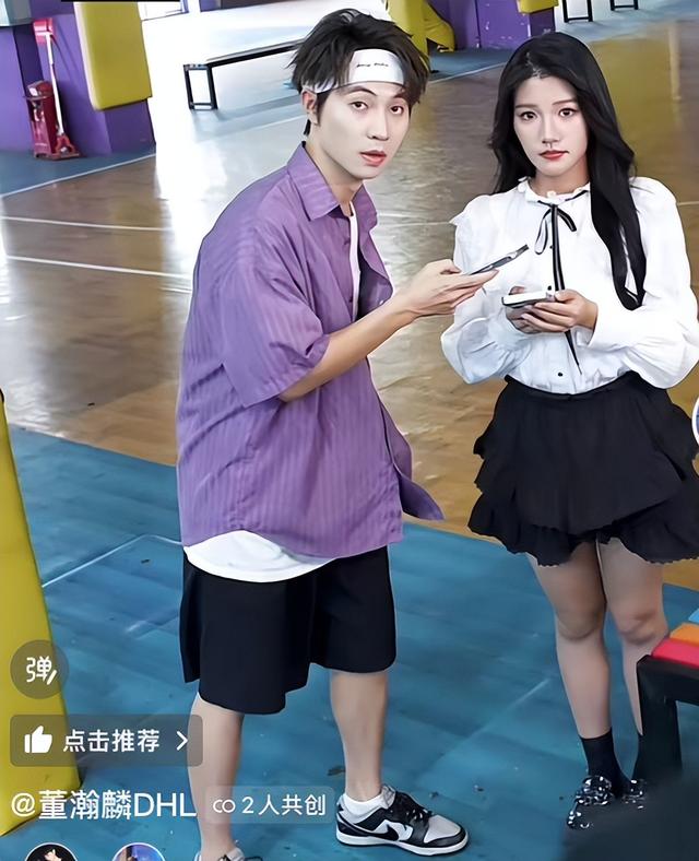 男篮董瀚麟现状：转战野球场，成篮球网红，老婆漂亮事业有成
