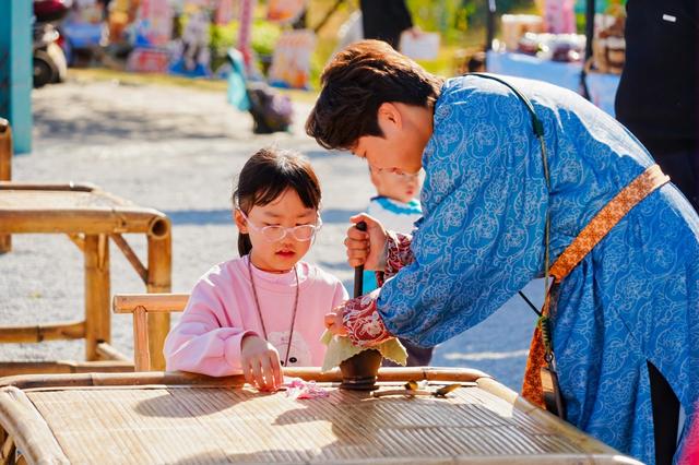 创意市集燃动南湖 青春力量赋能文旅新篇！南湖新区第三届创意市集火热开展