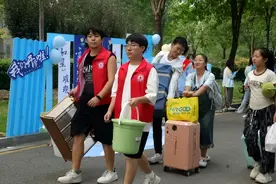太原师范学院 ：2024级新生入学报到！图片