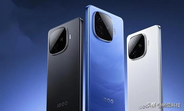 iQOO Z10 Turbo+曝光：天玑9400+与8000mAh电池的组合亮相