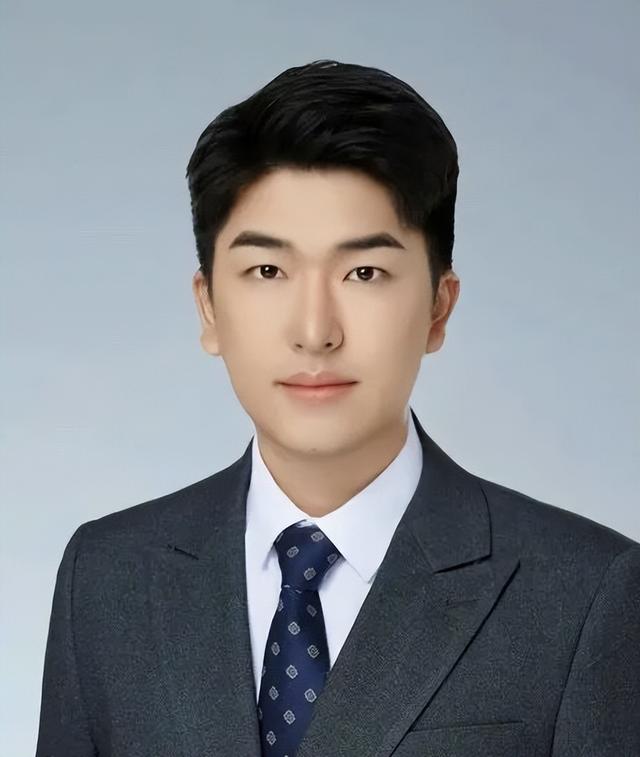 颐养长安||社会保险制度的双重挑战：人工智能与老龄化加剧