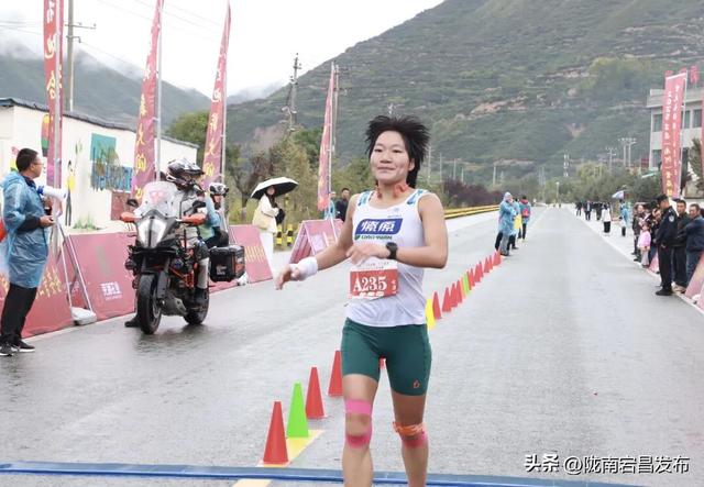 万里长征路•福地哈达铺 | 重走长征路 —“红色圣地・千年药乡”2025宕昌（南河）首届健康跑活动激情开赛