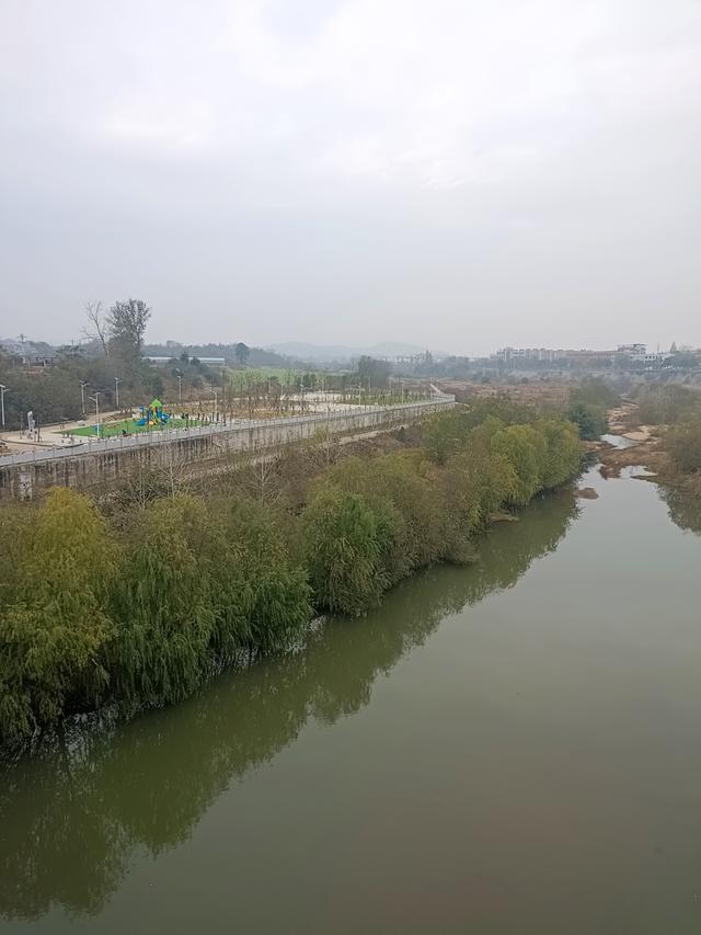 大汉口——→小河口