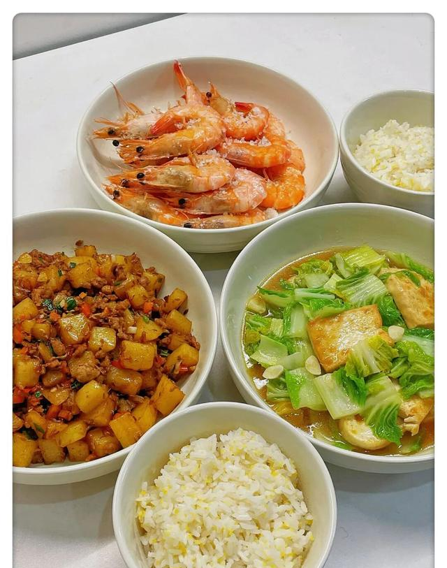 一周七天不重样的家常下饭菜，一家三口吃不腻的粗茶淡饭！ 第4张