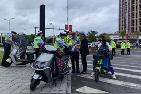 2025年1月起，电动车、摩托车上路新要求，违者罚款、收缴、报废图片