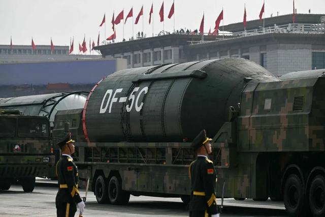 美论坛：如果美国使用核武器攻击中国并将其消灭，中国还能回击吗