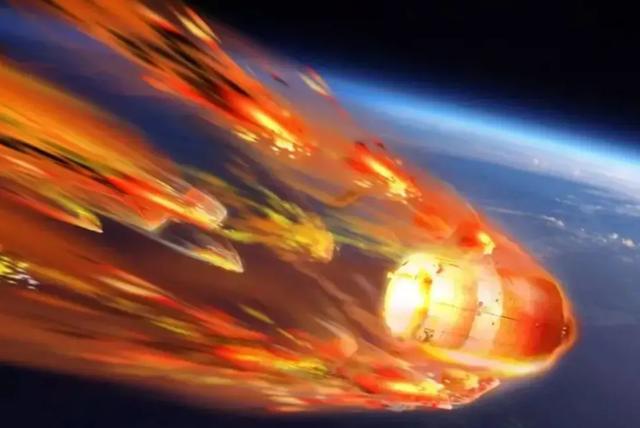 星链卫星又坠落地球了！中国空间站航天员还没返航，会有危险吗