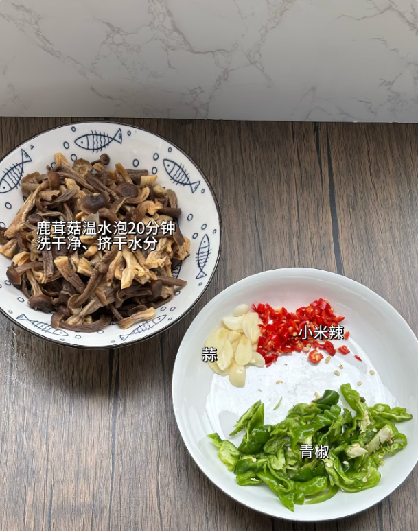 深冬12道家常菜	，不加肉，素炒更入味，轻脂不怕胖，身轻松好入冬