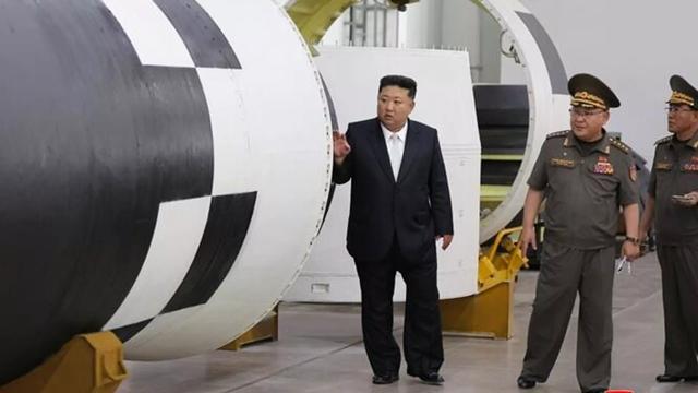 金正恩刚到中国，朝鲜国内就传出好消息，韩媒：韩高层将连夜赴华