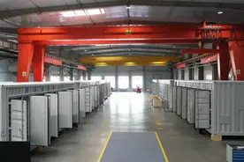 内蒙古首台套百兆瓦高压级联储能系统下线图片