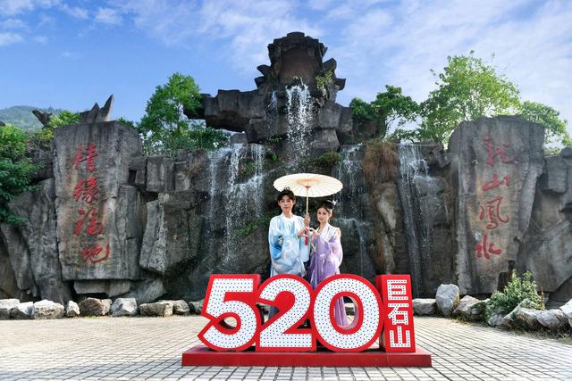 安庆巨石山溯溪一日游：穿越地心空穴的清凉冒险