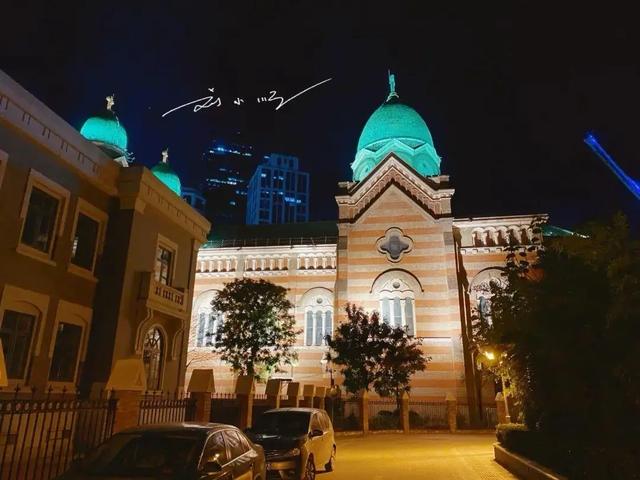 藏在天津市区的“最美”教堂，夜景美到成网红，知道的人还不多？