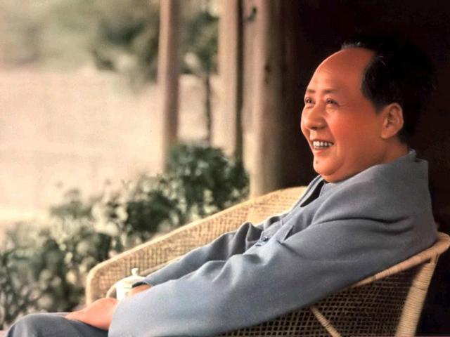 傅作义本在上将名单中，毛主席没同意！周总理到傅作义家说明原因