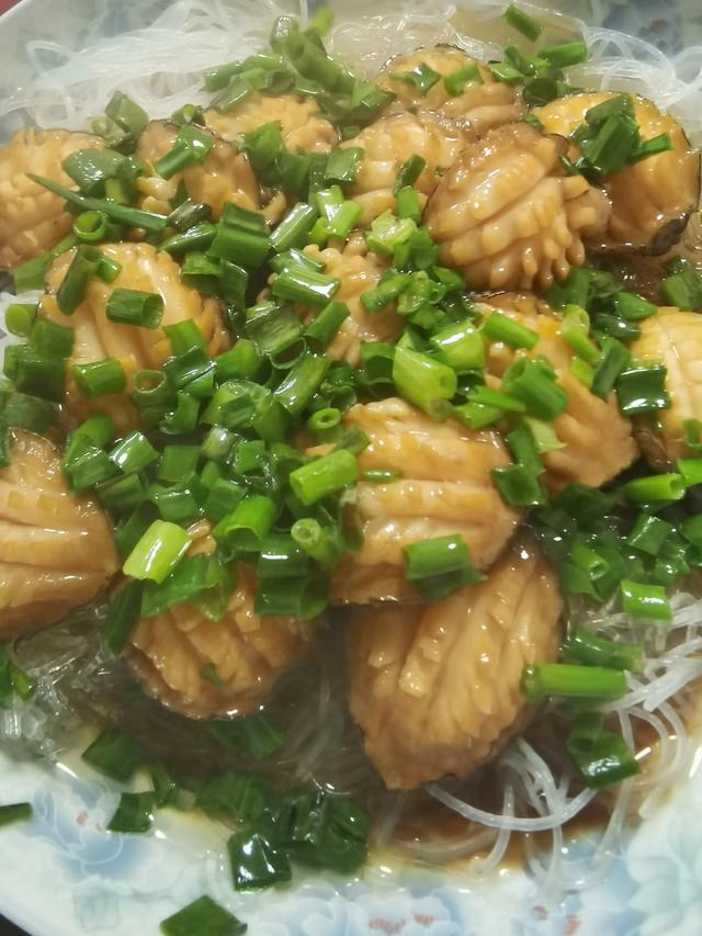 菠菜和花胶可以同吃吗 2025年菠菜可以和花胶一起吃吗