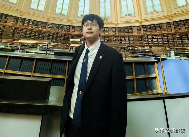 13年前，被父亲逼迫零下13度裸跑的4岁小男孩，如今过得怎么样？