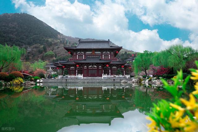 60 岁之后一定要去一次！西安对老人免票的 20 + 景点，不花钱还好玩