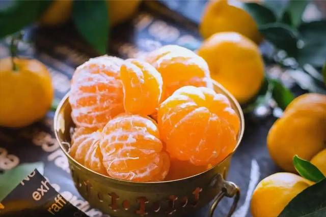 甲流凶猛！医生建议：少吃苹果，多吃4样，给免疫力“加满油”！