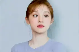 宋雨琦瑜伽写真：元气少女的柔软力量！图片