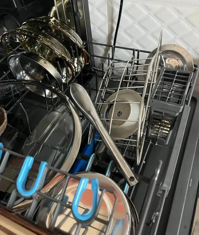 “买得起用不起”！普通家庭别碰这6种电器，太烧钱了