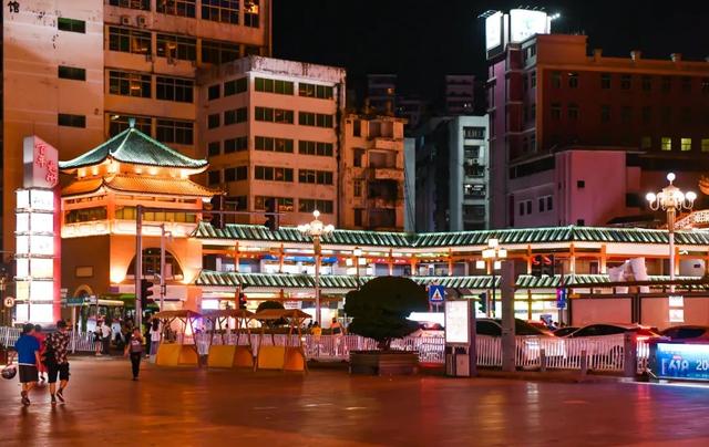 这两天的韶城夜景太“秀”了！网友直呼“挤不进”.....