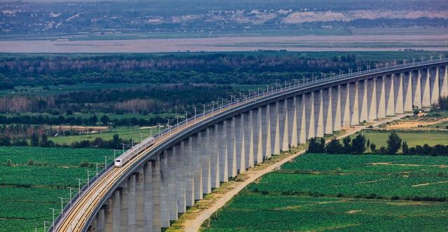 华北最凉快的避暑城市，夏天不用开空调，景点丰富美食多物价还低