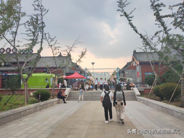 泰安：泰山脚下一处景点，遍地清凉，是带孩子纳凉避暑的好去处