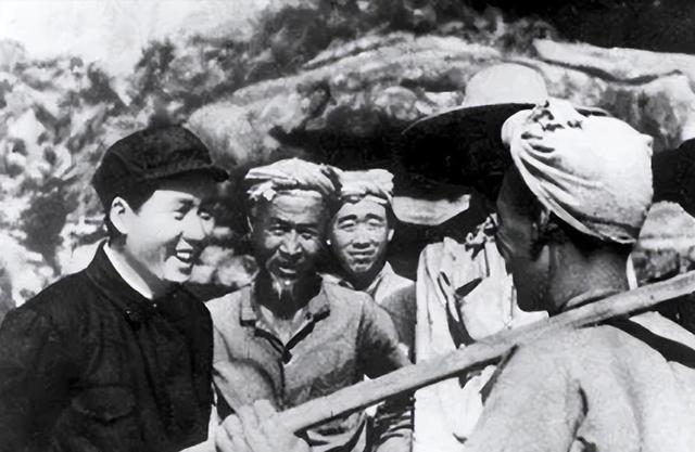 1937年，红军一团长到延安，毛主席疑惑：半年了，怎么也不来看我