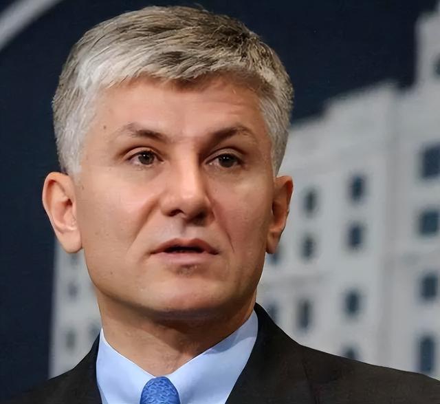 卖国求荣！为讨美国欢心将总统送进大牢	，如今结局大快人心