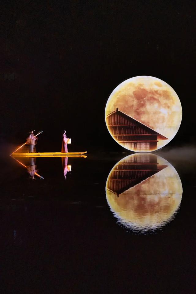 来浪漫桃花江，遇见现实版“绿野仙踪”！