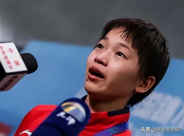 警惕造神陷阱，新疆滑雪的全红婵，到底犯了什么“错”？