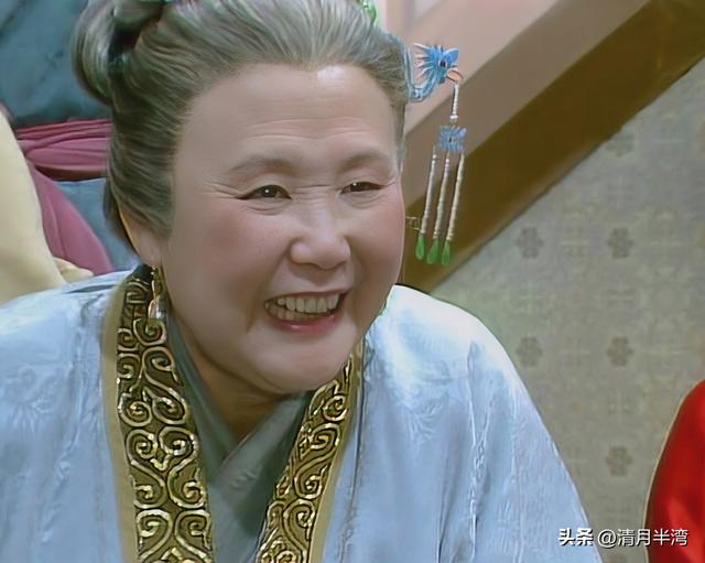 笑死！我们是长大了不是瞎了，同一角色对比，来看审美差距有多大