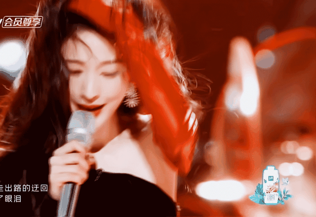 年近半百身材火辣，被台湾第一帅伤透心，41岁靠迪丽热巴再次翻红