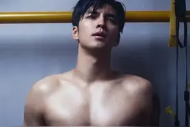 内娱10位最新腹肌男神出炉，硬汉登顶，肖战一博杨洋等美男未上榜图片