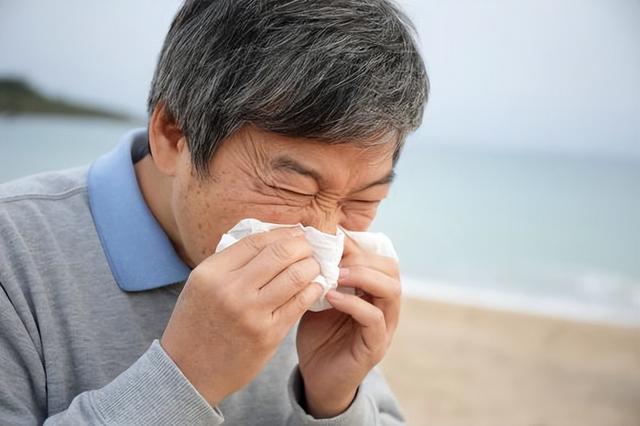 人不会无缘无故得鼻炎，医生提醒：背后的4个习惯，或是罪魁祸首