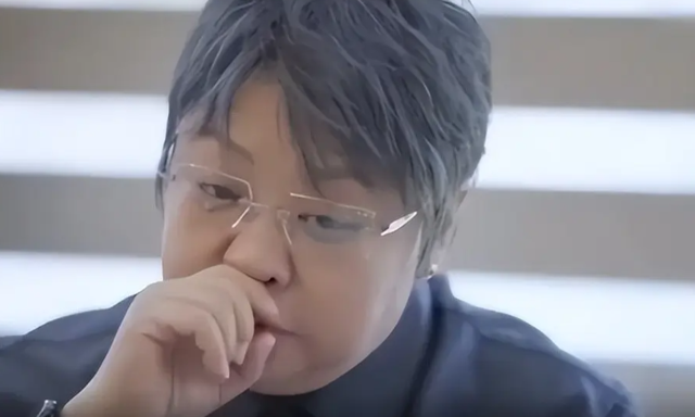 演都不演了？李国庆给李亚鹏捐款不到24小时	，恶心的一幕出现了